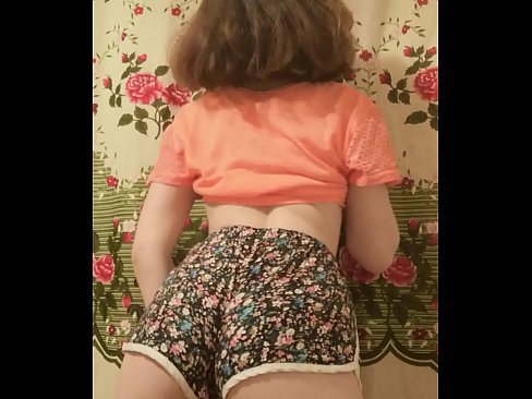 ❤️ Sexy junges Babe zieht ihre Shorts vor der Kamera aus ❤❌ Porno bei de.hentai-id-tv.ru