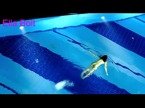 ❤️ Ich kann nicht aufhören zuzusehen, junge Blondine beim Nacktschwimmen im Pool des ELLA BOLT Resorts erwischt ❤❌ Porno bei de.hentai-id-tv.ru